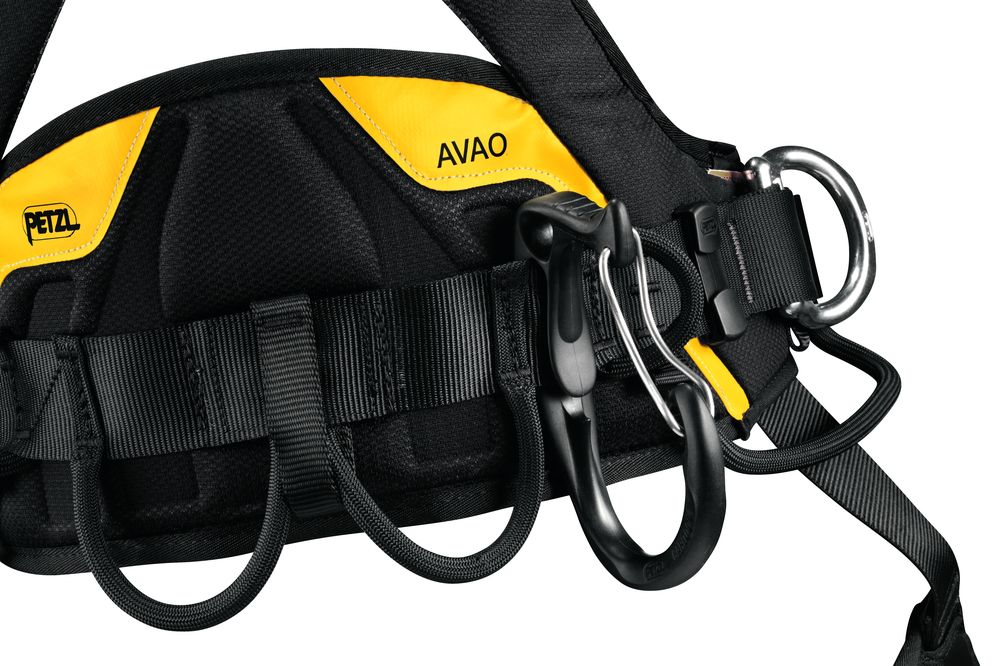 Celotělový úvaz Petzl AVAO BOD FAST